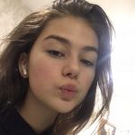 ���� � � �����