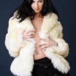 �������-�����