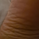 ����� ����